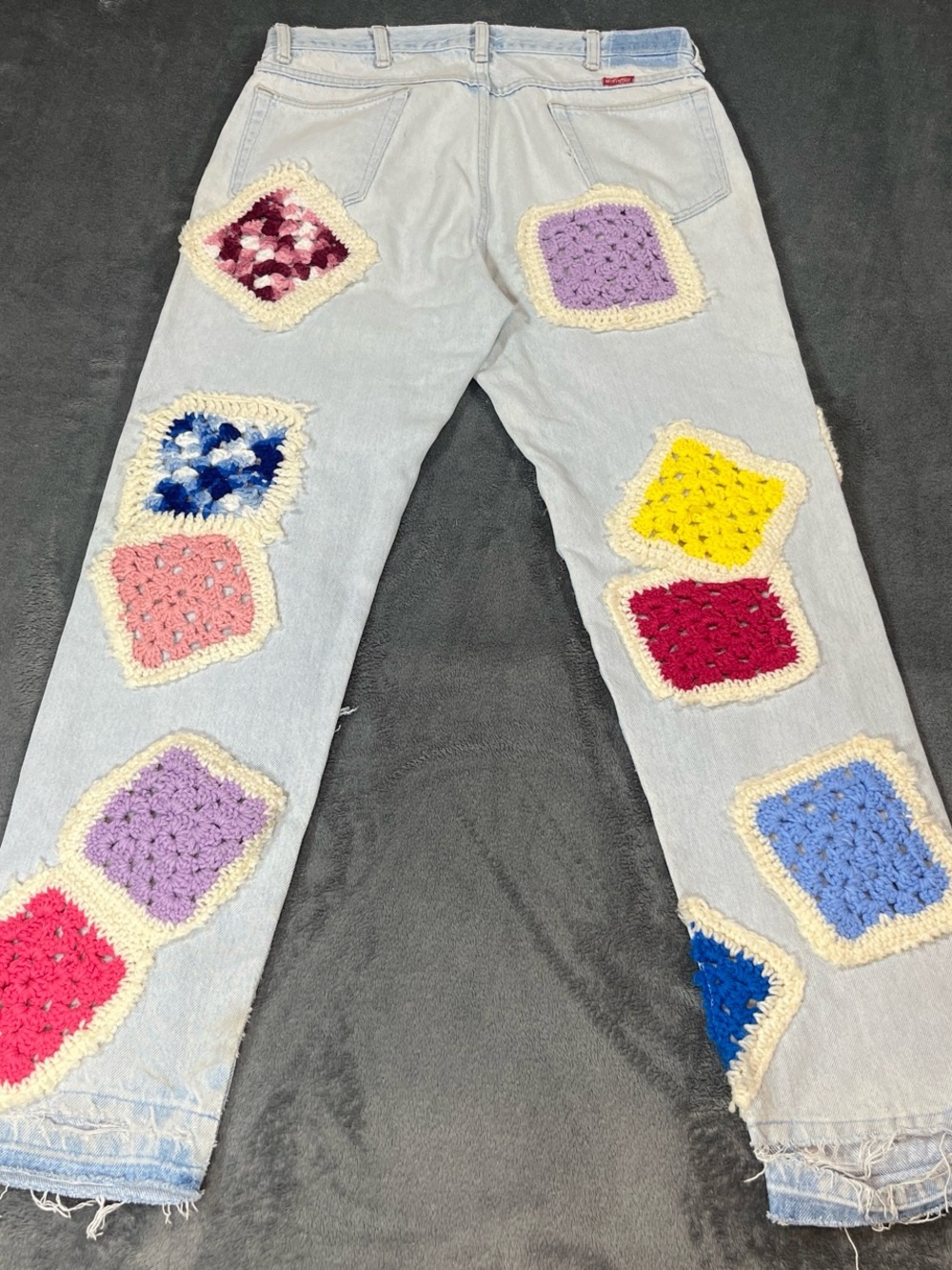 Wrangler Handcrafted Crochet Patch Light Wash Men's Jeans - Multicolor - Picture 2 of 3